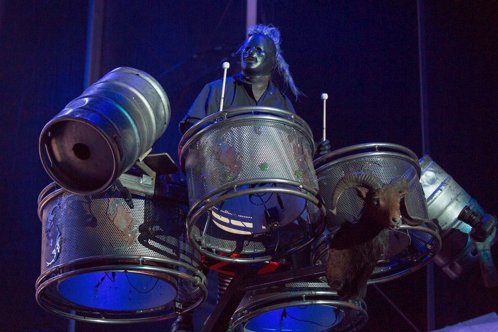 Shawn Crahan je bubeníkem skupiny Slipknot.