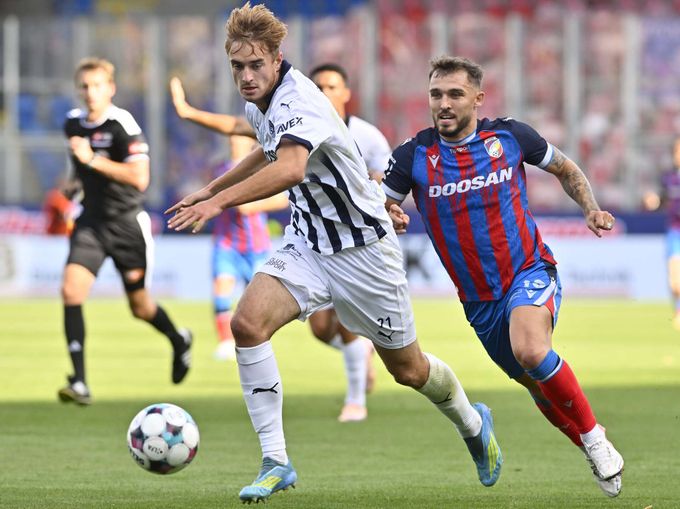 ONLINE: Plzeň - Slovácko 0:0. Domácí se marně tlačí za gólem, pro Spáčila musela nosítka ONLINE: Plzeň - Slovácko 0:0. Domácí se marně tlačí za gólem, pro Spáčila musela nosítka