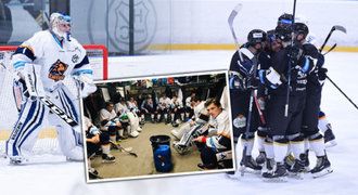 V zákulisí univerzitního hokeje: Bitvu o čelo ligy bralo Brno, chytal šéf klubu