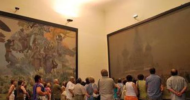 Sérii obrazů Alfonse Muchy Slovanská epopej si již prohlédnete v Praze