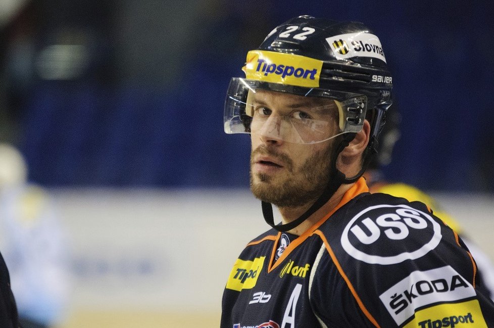 Bývalý hokejista Dušan Pašek zkazil Barboře Olejníkové celý večer.