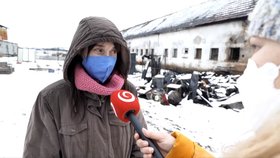 Čtyřčlenná rodina ze Slovenska přišla o střechu nad hlavou. Na farmě, kde žili dlouhých deset let, vypukl požár. Podařilo se jim zachránit desítky zvířat, ale přišli o domov a své věci.