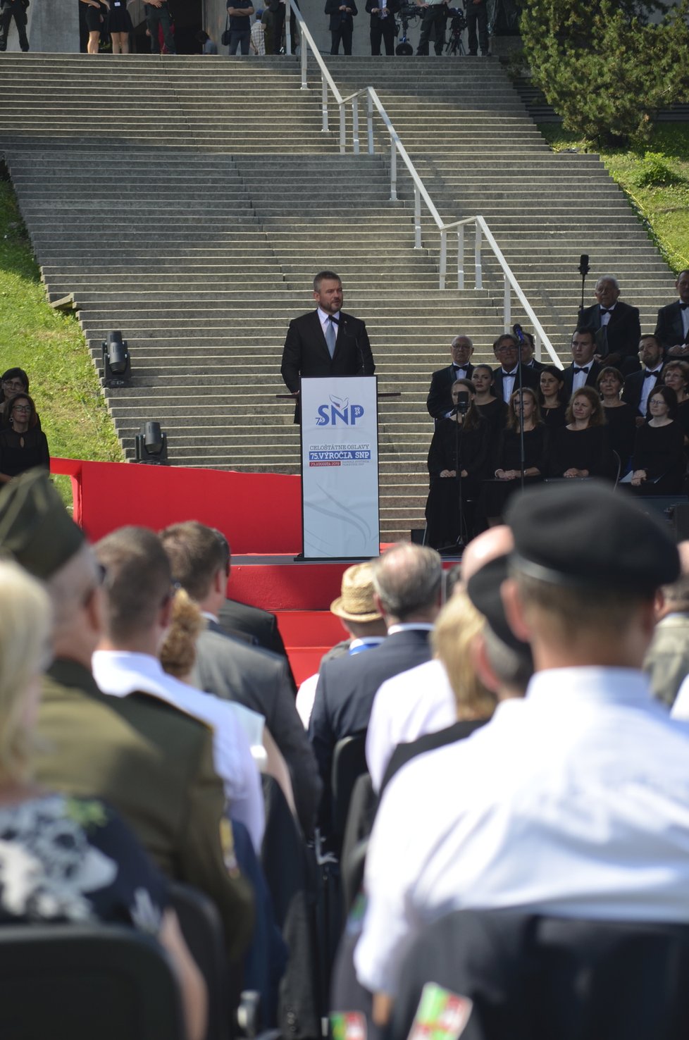 Slovenský premiér Peter Pellegrini během svého projevu u příležitosti 75. výročí Slovenského národního povstání připomněl i rozřezaná těla