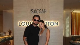 Mezi zadrženými je i rapper Tisci a je možné, že i jeho partnerka, influencerka Karolína Shawty
