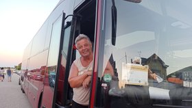 Řidič autobusu Miroslav Brůža: Měli jsme asi štěstí, certifikáty nekontrolovali