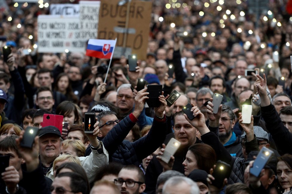 Kuciakova vražda vyvolala na Slovensku největší demonstrace od pádu komunismu v roce 1989.