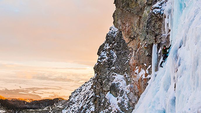 Ledopád Sopeľ ve Vysokých Tatrách na svých 90 metrech otestuje, jak si rozumíte s cepíny.