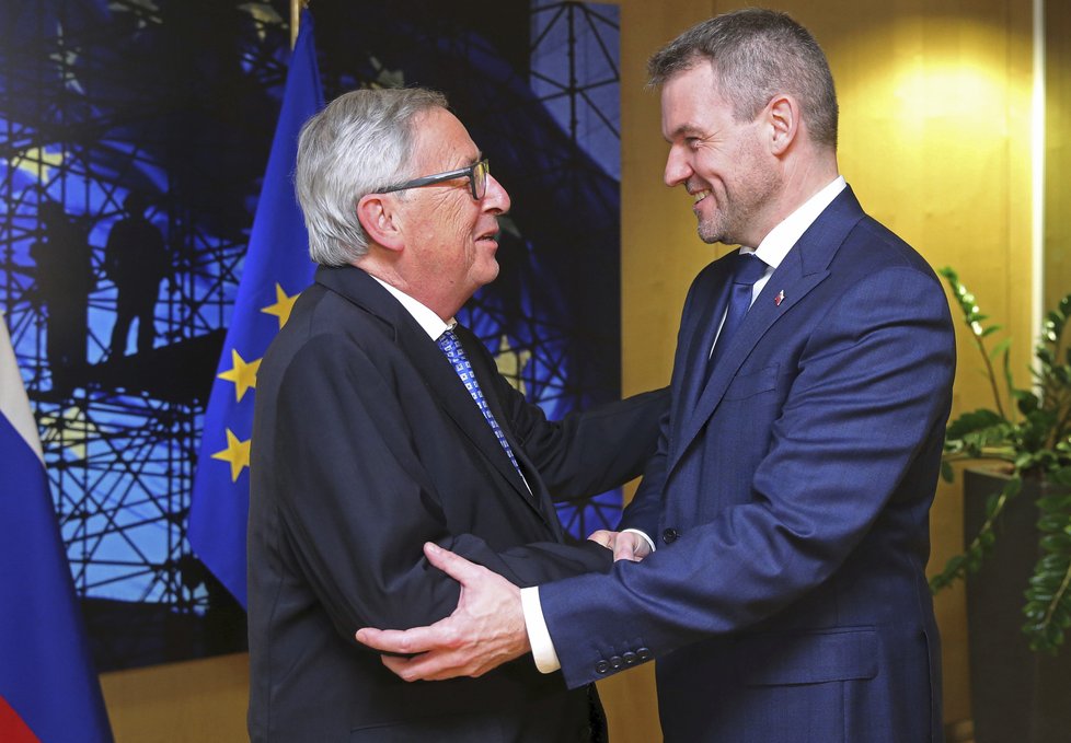 Slovenský premiér Peter Pellegrini a předseda Evropské komise Jean-Claude Juncker.