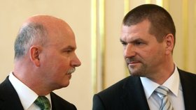 Marian Janušek a Igor Štefanov (zleva) exministr výstavby a regionálního rozvoje na Slovensku