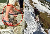 Turista šokoval bizarním obutím v Tatrách: Žabky do zasněžených hor