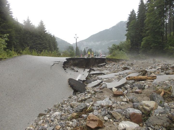 Obrázky zkázy z Vrátné doliny na Slovensku