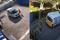 Agresor v Lipovci útočil na záchranáře: Sanitku pak blokoval bagr