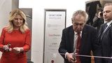 Zeman s Čaputovou otevřeli v Bratislavě Český dům. Slováci slaví 30 let svobody 