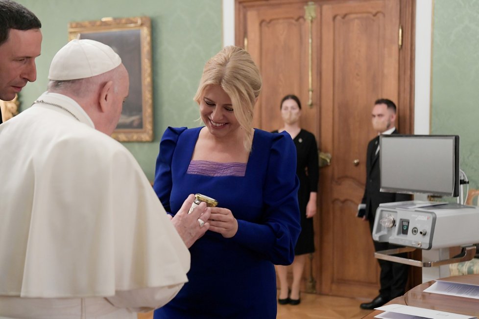 Setkání prezidentky Zuzany Čaputové s papežem Františkem.