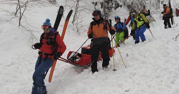 Lavina na Slovensku zavalila lyžaře. Pomoc kamarádů přišla pozdě, už nedýchal