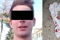 Lukáš (†21) zemřel po policejním zásahu: Všude byla krev, popsala sousedka