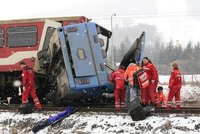 VIDEA: Smrt pro 12 lidí přišla 300 metrů před cílem!