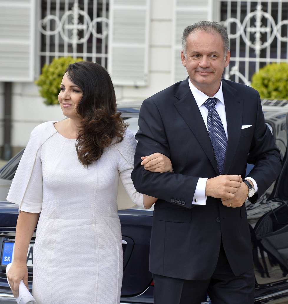 Slovenský prezident Andrej Kiska při inauguraci s novou první dámou Martinou Kiskovou