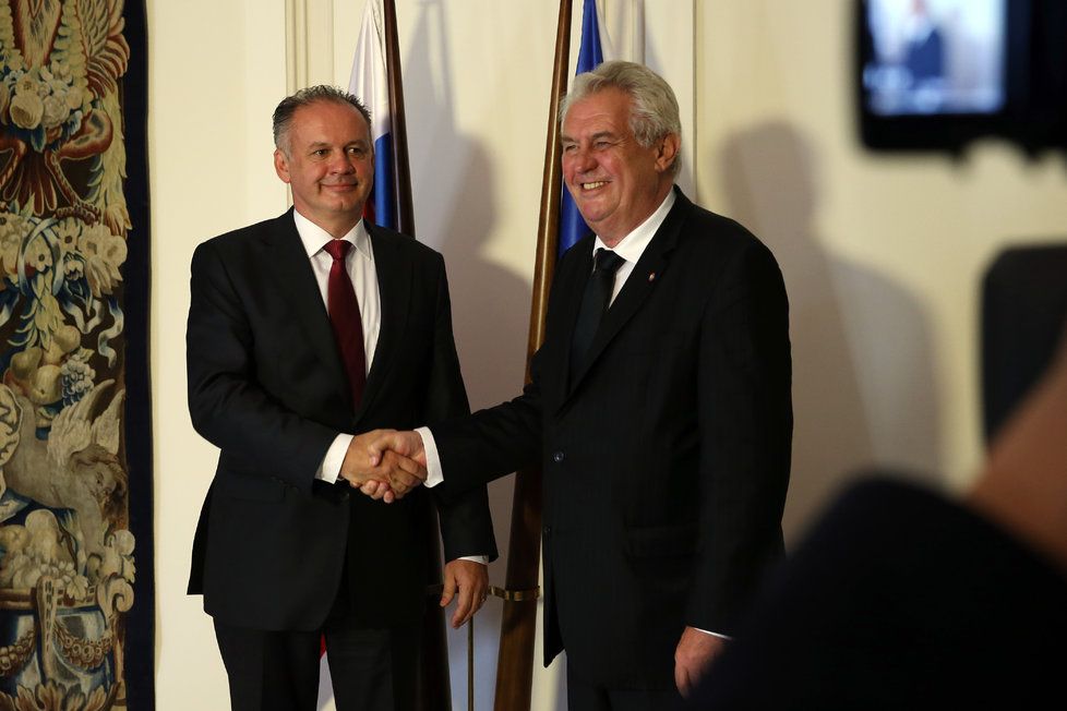 Slovenský prezident Andrej Kiska a jeho český protějšek Miloš Zeman