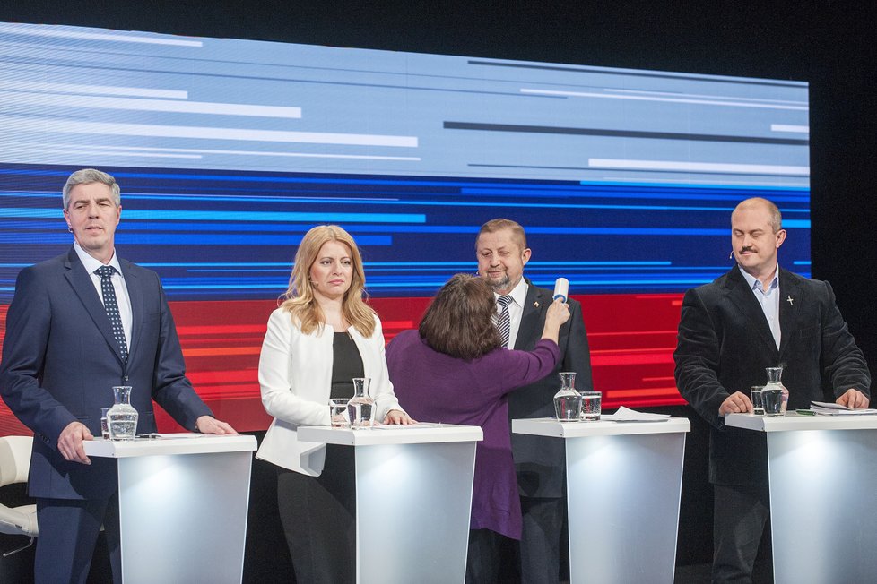 Slovensko čekají prezidentské volby. Na snímku kandidáti Béla Bugár, Zuzana Čaputová, Štefan Harabin, Marian Kotleba