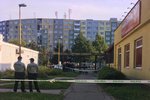Drama na slovenském sídlišti: Muž se střelil do hlavy přímo před policií