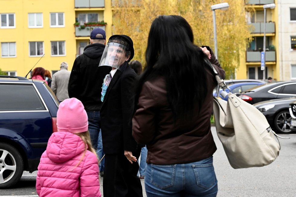 Testování na koronavirus ve slovenském Trenčíně (31. 10. 2020)