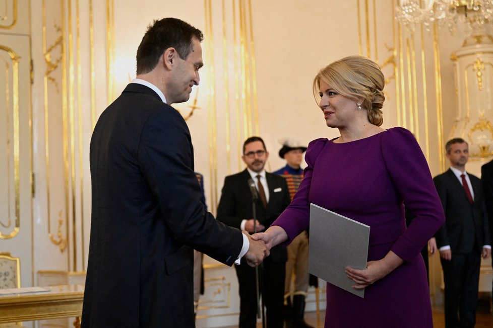 Čaputová jmenovala úřednickou vládou: Premiérem Slovenska bude Ľudovít Ódor.