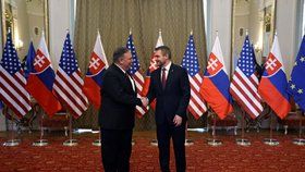 Americký ministr zahraničí Mike Pompeo se setkal se slovenským premiérem Peterem Pellegrinim. (12.2.2019)