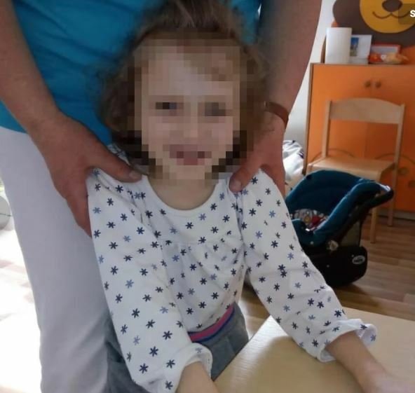 Dívenka trpěla od narození dětskou mozkovou obrnou.