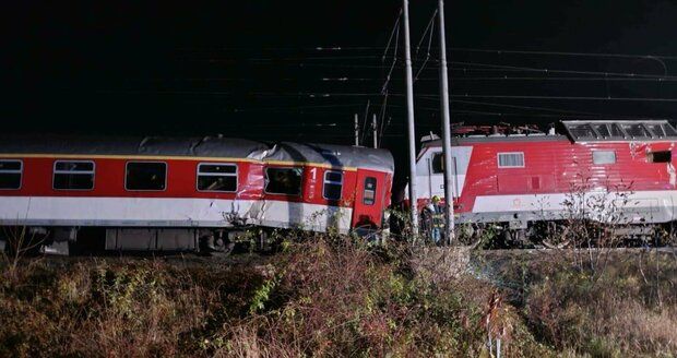 Srážka vlaků na Slovensku.