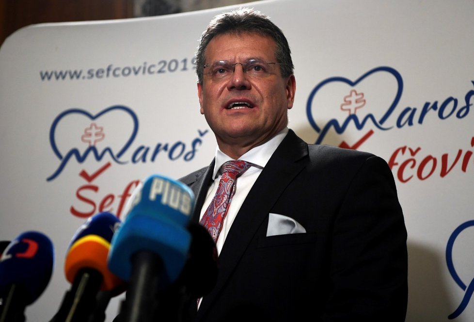 Maroš Šefčovič ve svém volebním štábu. (30.3.2019)
