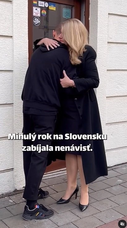 Slovenská prezidentka Čaputová se sešla s rodinou oběti a zraněné střeleckého útoku na kavárnu Tepláreň (17.05.2023).