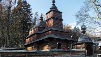 Malé dřevěné kostelíky jsou jedinečnou ukázkou církevní architektury na východě Slovenska