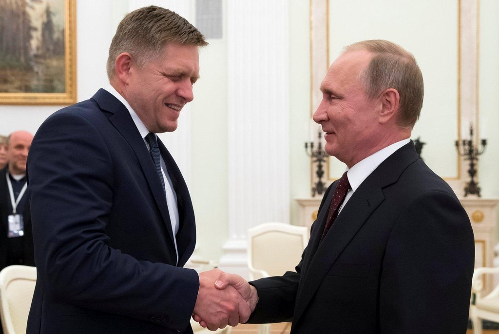 Slovenský premiér Robert Fico s ruským prezidentem Vladimirem Putinem