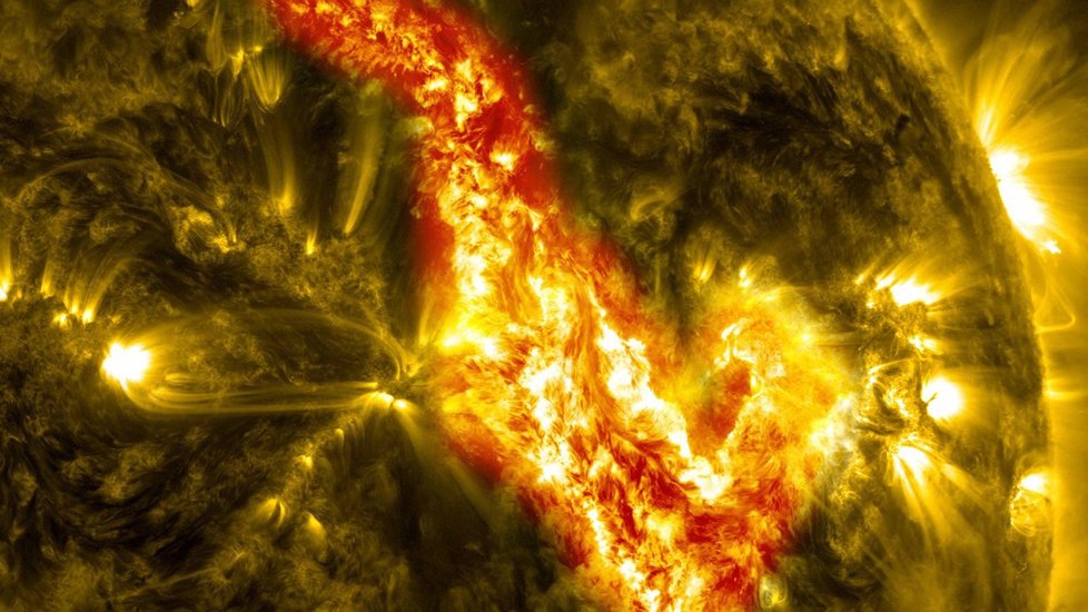 Obrovské erupce na slunci 29. září 2013.