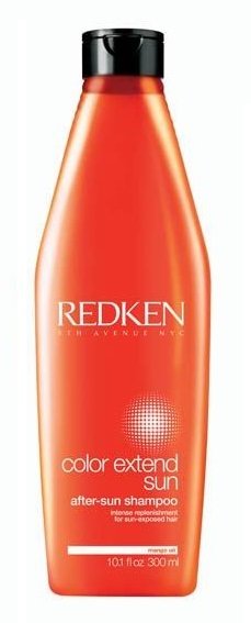 Ochranný šampon Color Extend Sun Take Cover, SPF 25, Redken, 300 ml za 485 Kč.