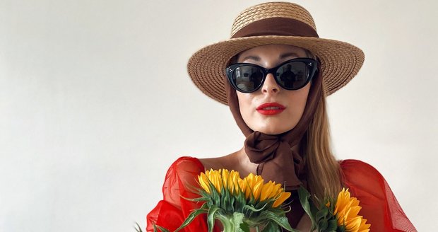Testovaly jsme luxusní sluneční brýle. Vyplatí se do nich investovat, nebo stačí ty z drogerky? Které brýle obstály v našem testu?