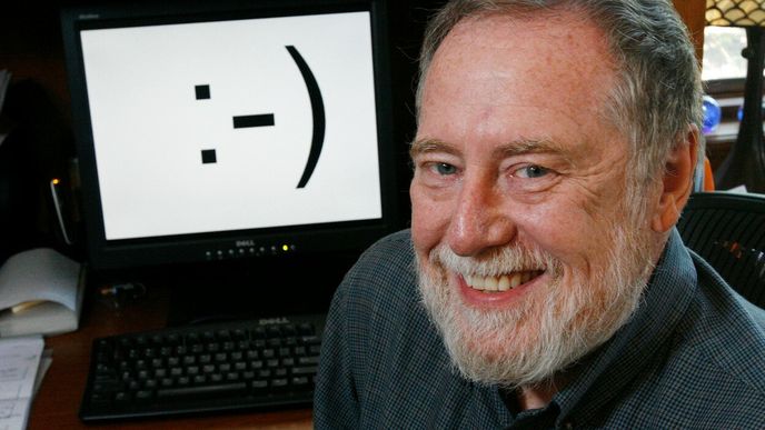 Autor prvního emoji, americký vysokoškolský profesor Scott Fahlman