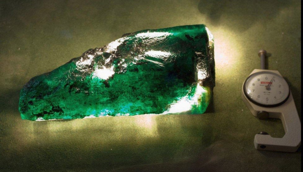 Byť je nově objevený smaragd úctyhodný, největší byl objeven již dříve a jmenuje se Slon.