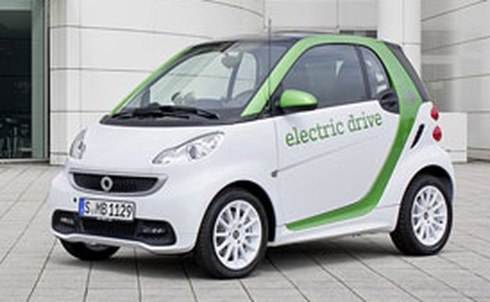 Modernizovaný Smart Fortwo Electric Drive II nyní s 55 kW, 130 Nm a delším dojezdem