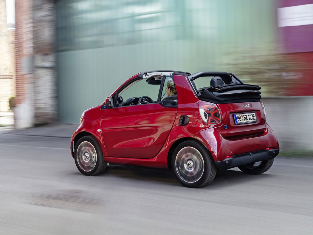 smart EQ fortwo cabrio