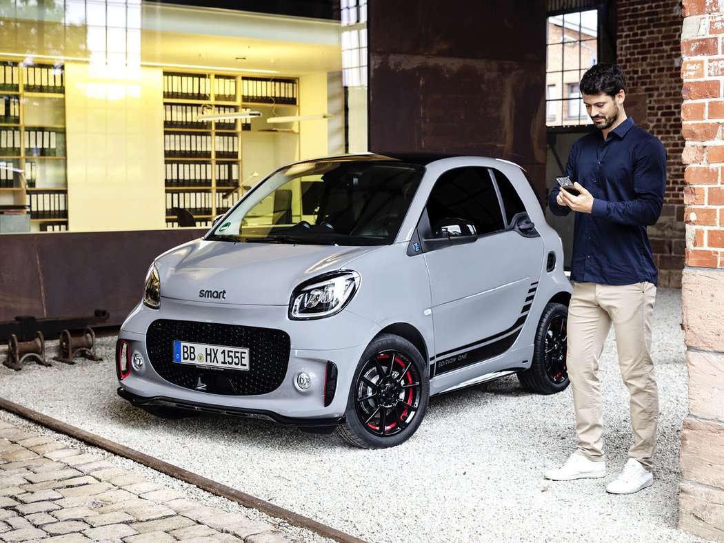 smart EQ fortwo coupe