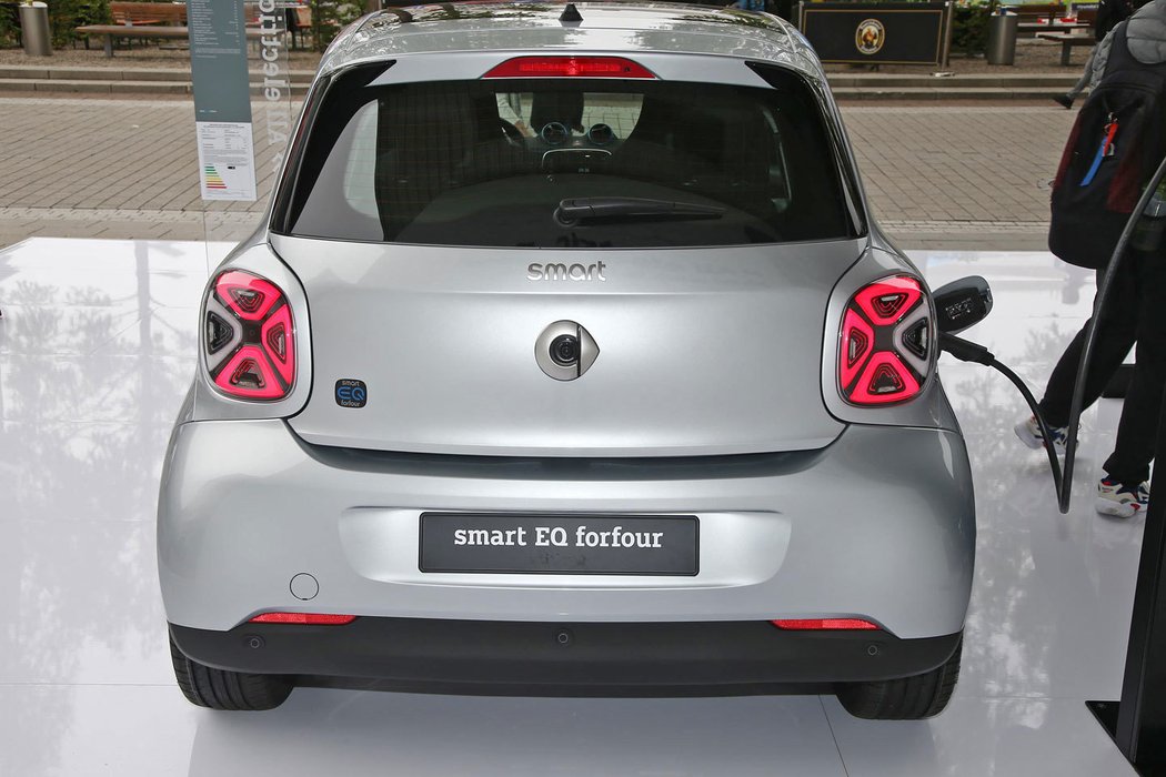 smart EQ forfour