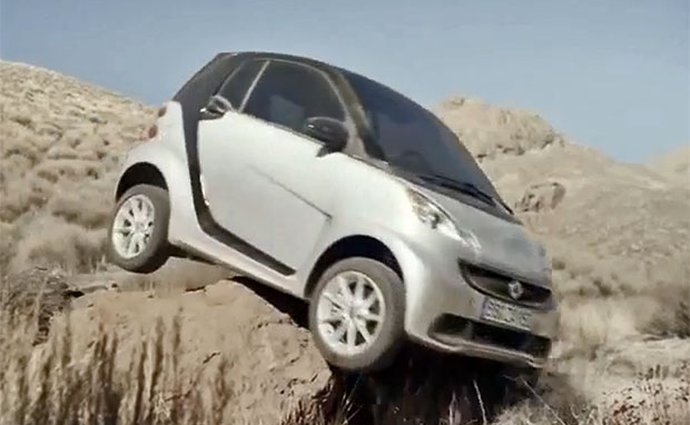 Reklamy, které stojí za to: Smart Fortwo není nejlepší off-road