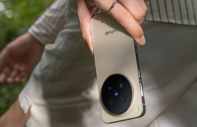 Nové vivo X300 je spojením špičkového výkonu a mimořádné energetické efektivity Nové vivo X300 je spojením špičkového výkonu a mimořádné energetické efektivity