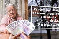 Žárovky i bezcenné pomůcky. Šmejdi vyrážejí do terénu za seniory, kryjí se církví i úřady