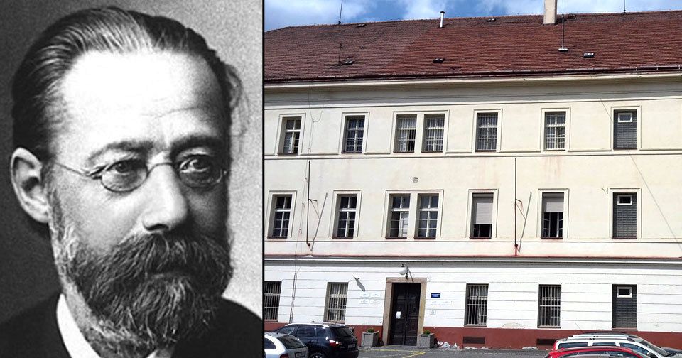 V psychiatrické klinice v ulici Ke Karlovu se léčil i Bedřich Smetana.