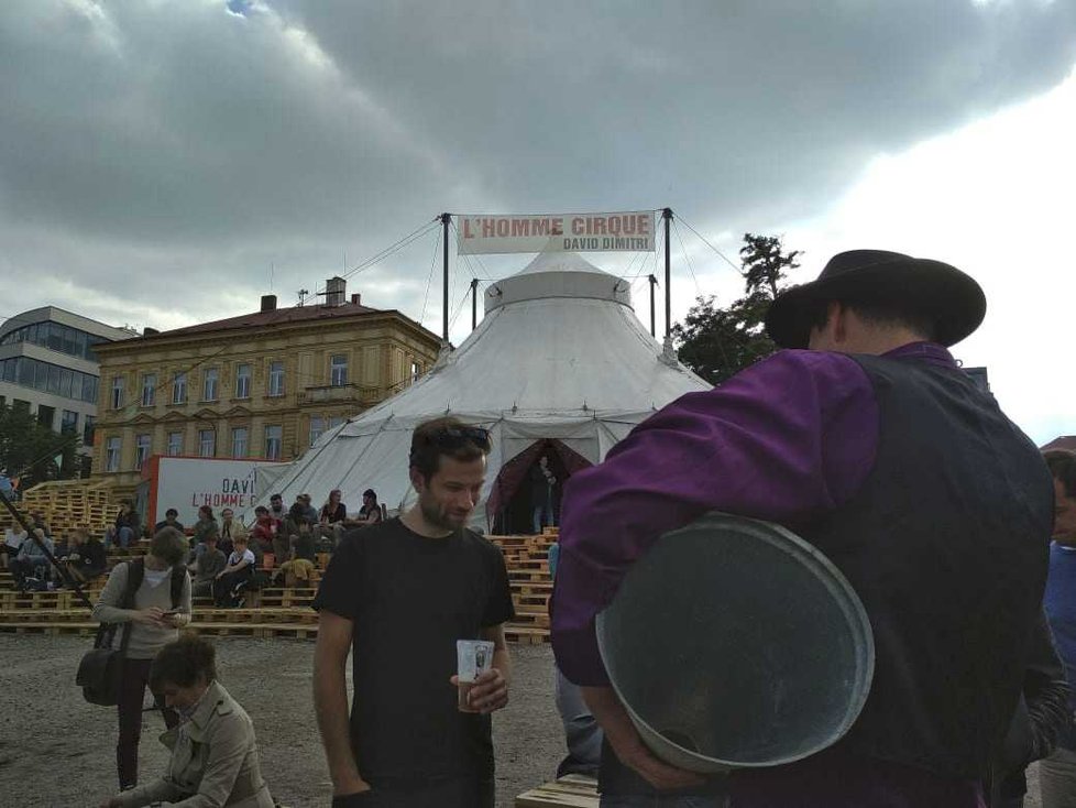 Open Air festival ARENA založený Divadlem bratří Formanů se poprvé uskutečnil v roce 2017.