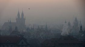 Kvůli smogu se dusí i celé hlavní město.