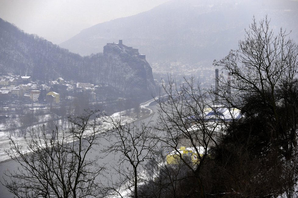 Smog často trápí i Ústecký kraj. Měnit by se tam mělo 1080 kotlů.